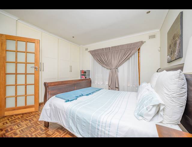 3 BEDROOM FREEHOLD FOR SALE IN WESTVILLE
